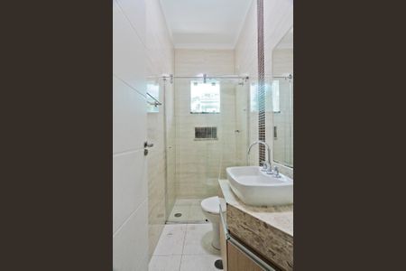 Casa para alugar com 170m², 4 quartos e 2 vagas Casa para alugar com 170m², 4 quartos e 2 vagasBanheiro da Suíte