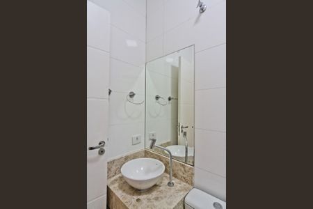 Casa para alugar com 170m², 4 quartos e 2 vagas Casa para alugar com 170m², 4 quartos e 2 vagasBanheiro