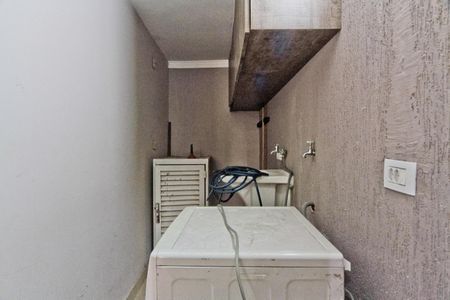 Casa para alugar com 170m², 4 quartos e 2 vagas Casa para alugar com 170m², 4 quartos e 2 vagasÁrea de Serviço