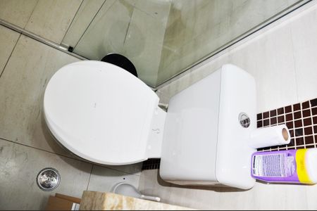 Casa para alugar com 170m², 4 quartos e 2 vagas Casa para alugar com 170m², 4 quartos e 2 vagasBanheiro da Suíte