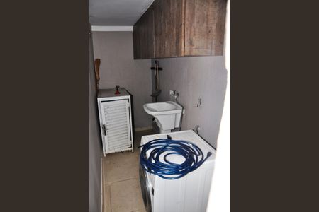 Casa para alugar com 170m², 4 quartos e 2 vagas Casa para alugar com 170m², 4 quartos e 2 vagasÁrea de Serviço