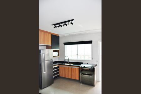 Casa para alugar com 170m², 4 quartos e 2 vagas Casa para alugar com 170m², 4 quartos e 2 vagasCozinha