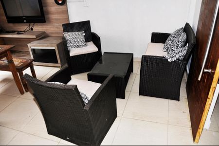 Casa para alugar com 170m², 4 quartos e 2 vagas Casa para alugar com 170m², 4 quartos e 2 vagasEspaço Gourmet