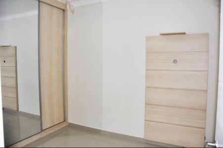 Casa para alugar com 170m², 4 quartos e 2 vagas Casa para alugar com 170m², 4 quartos e 2 vagasQuarto