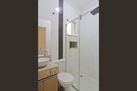 Casa para alugar com 170m², 4 quartos e 2 vagas Casa para alugar com 170m², 4 quartos e 2 vagasBanheiro