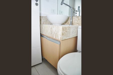 Casa para alugar com 170m², 4 quartos e 2 vagas Casa para alugar com 170m², 4 quartos e 2 vagasBanheiro