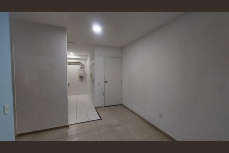Apartamento para alugar com 40m², 2 quartos e 1 vaga Apartamento para alugar com 40m², 2 quartos e 1 vagaSala