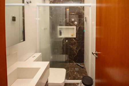 Casa à venda com 130m², 3 quartos e 2 vagas
