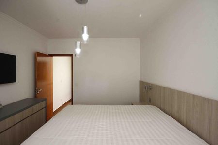 Casa à venda com 130m², 3 quartos e 2 vagas