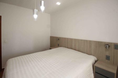 Casa à venda com 130m², 3 quartos e 2 vagas