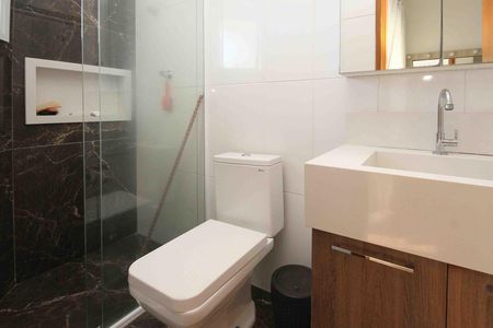 Casa à venda com 130m², 3 quartos e 2 vagas