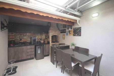 Casa à venda com 130m², 3 quartos e 2 vagas