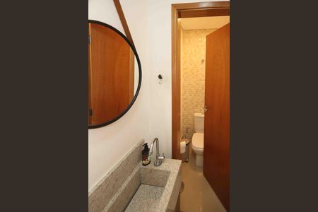 Casa à venda com 130m², 3 quartos e 2 vagas