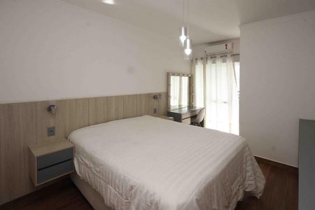 Casa à venda com 130m², 3 quartos e 2 vagas