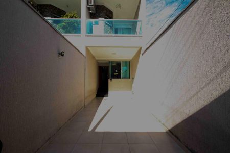 Casa à venda com 130m², 3 quartos e 2 vagas