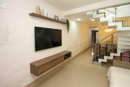 Casa à venda com 130m², 3 quartos e 2 vagas