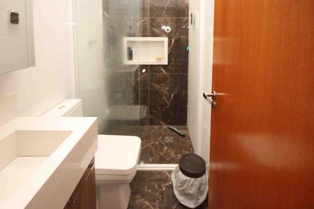 Casa à venda com 130m², 3 quartos e 2 vagas