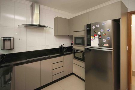 Casa à venda com 130m², 3 quartos e 2 vagas
