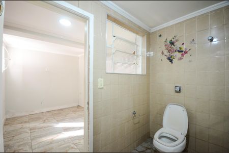 Casa para alugar com 210m², 4 quartos e 4 vagas Casa para alugar com 210m², 4 quartos e 4 vagasCasa 2 - Banheiro social