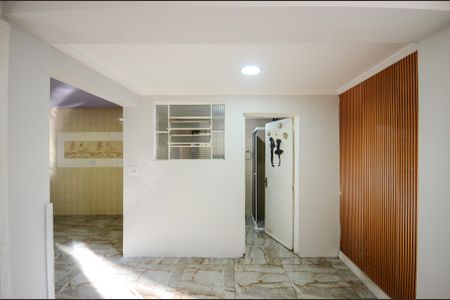 Sala Casa 2 de casa à venda com 4 quartos, 210m² em Vila Carbone, São Paulo