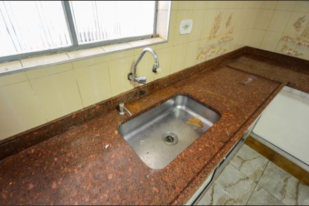 Casa para alugar com 210m², 4 quartos e 4 vagas Casa para alugar com 210m², 4 quartos e 4 vagasCasa 2 - Cozinha