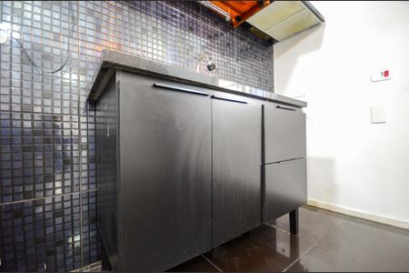 Casa para alugar com 210m², 4 quartos e 4 vagas Casa para alugar com 210m², 4 quartos e 4 vagasCozinha