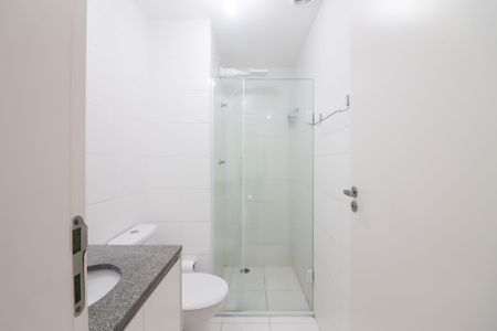 Banheiro  de apartamento para alugar com 2 quartos, 34m² em Butantã, São Paulo