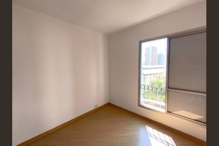 Apartamento para alugar com 120m², 3 quartos e 2 vagasQuarto 2