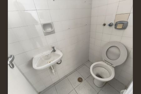 Apartamento para alugar com 120m², 3 quartos e 2 vagasBanheiro de Serviço