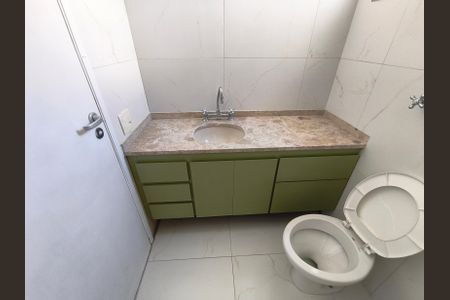 Apartamento para alugar com 120m², 3 quartos e 2 vagasBanheiro Social