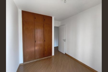 Apartamento para alugar com 120m², 3 quartos e 2 vagasQuarto 2