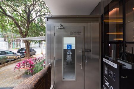 Apartamento à venda com 26m², 1 quarto e sem vaga Apartamento à venda com 26m², 1 quarto e sem vagaEntrada