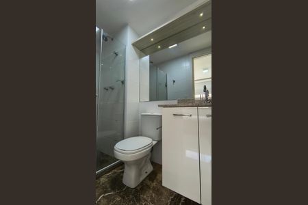 Apartamento para alugar com 66m², 2 quartos e 1 vaga Apartamento para alugar com 66m², 2 quartos e 1 vagaBanheiro da Suíte