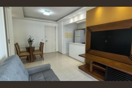 Apartamento para alugar com 66m², 2 quartos e 1 vaga Apartamento para alugar com 66m², 2 quartos e 1 vagaSala