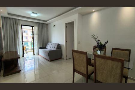 Sala de apartamento para alugar com 2 quartos, 66m² em Recreio dos Bandeirantes, Rio de Janeiro