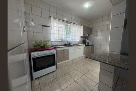 Casa para alugar com 400m², 6 quartos e 4 vagas Casa para alugar com 400m², 6 quartos e 4 vagasEdícula