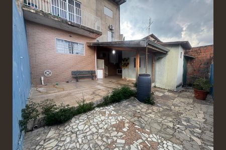 Casa para alugar com 400m², 6 quartos e 4 vagas Casa para alugar com 400m², 6 quartos e 4 vagasEdícula