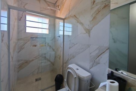 Casa para alugar com 400m², 6 quartos e 4 vagas Casa para alugar com 400m², 6 quartos e 4 vagasBanheiro Suíte