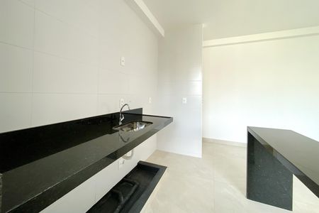 Apartamento à venda com 60m², 2 quartos e 2 vagas Apartamento à venda com 60m², 2 quartos e 2 vagasCozinha
