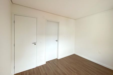 Apartamento à venda com 117m², 2 quartos e 2 vagas Apartamento à venda com 117m², 2 quartos e 2 vagasSuite 1