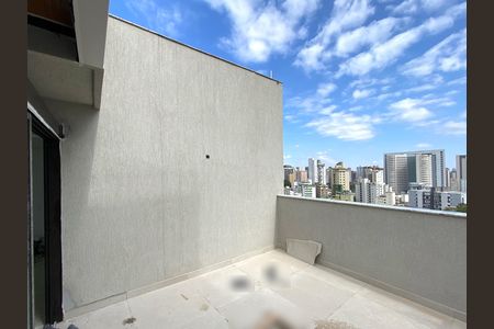 Apartamento à venda com 117m², 2 quartos e 2 vagas Apartamento à venda com 117m², 2 quartos e 2 vagasCobertura