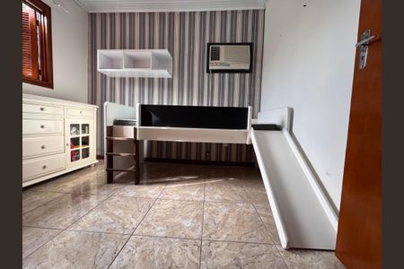 Casa à venda com 110m², 2 quartos e 4 vagasQuarto 2