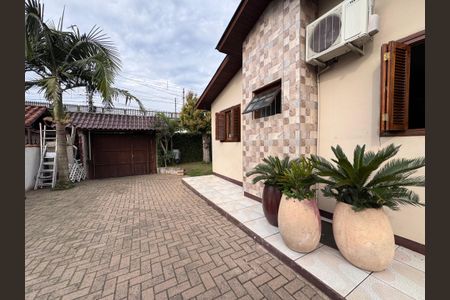 Casa à venda com 110m², 2 quartos e 4 vagasÁrea Externa