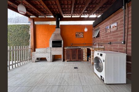 Casa à venda com 110m², 2 quartos e 4 vagasÁrea Externa