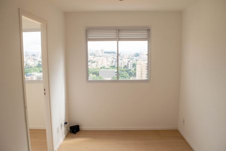 Sala de apartamento para alugar com 2 quartos, 34m² em Chácara Seis de Outubro, São Paulo