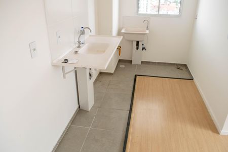 Apartamento para alugar com 34m², 2 quartos e sem vagaCozinha e Área de Serviço