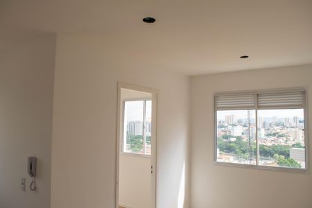 Sala de apartamento para alugar com 2 quartos, 34m² em Chácara Seis de Outubro, São Paulo