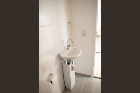 Apartamento para alugar com 34m², 2 quartos e sem vagaBanheiro social