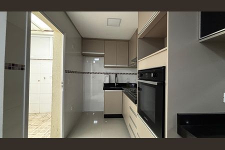 Apartamento à venda com 60m², 2 quartos e 1 vagaCozinha