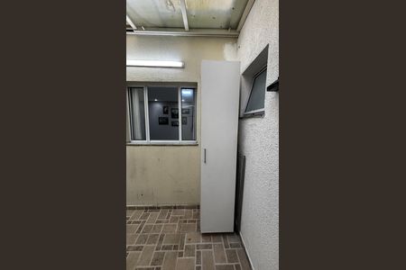 Apartamento à venda com 60m², 2 quartos e 1 vagaÁrea de Serviço